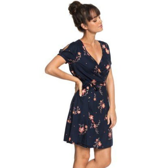 Roxy Monument View Short Sleeve Floral Wrap Dress - Picture 1 of 4